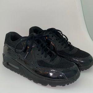 Nike Air Max Women’s Size 7.5